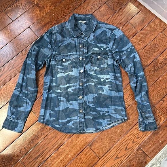 Forever 21 blue camo - Picture 1 of 3